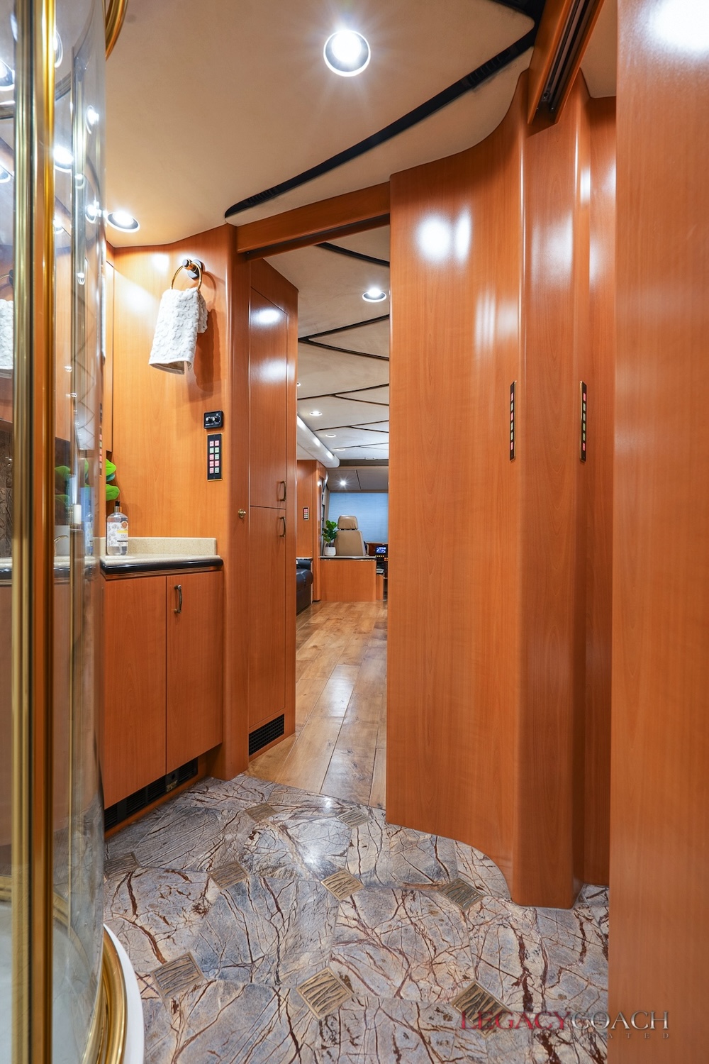 2002 Prevost Marathon XLII For Sale