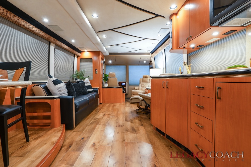 2002 Prevost Marathon XLII For Sale