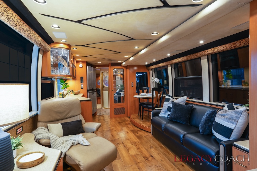 2002 Prevost Marathon XLII For Sale