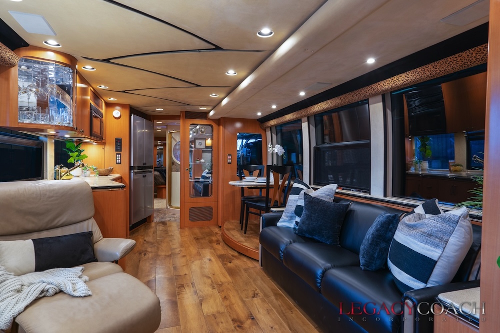 2002 Prevost Marathon XLII For Sale