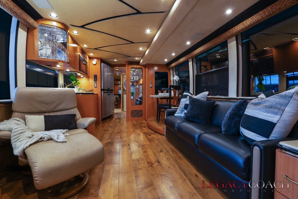 2002 Prevost Marathon XLII For Sale