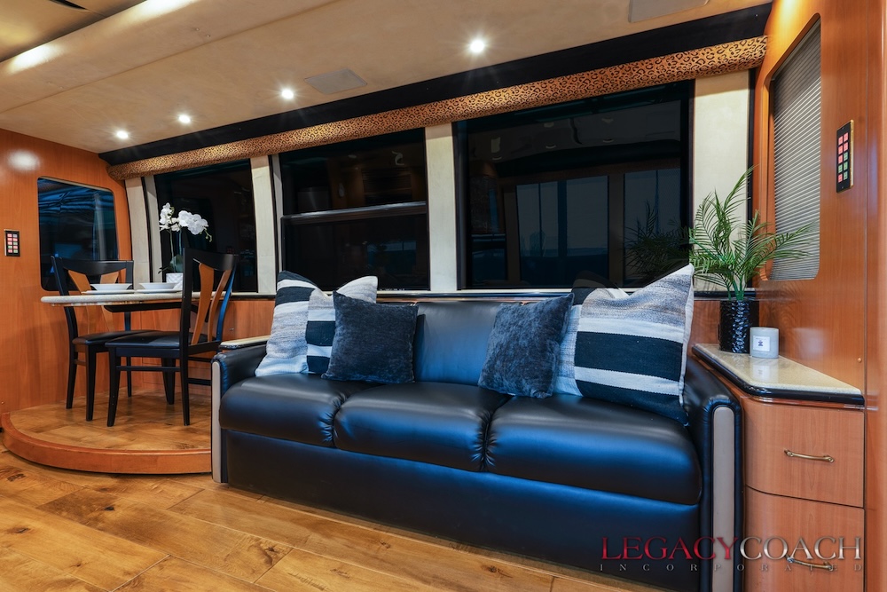 2002 Prevost Marathon XLII For Sale