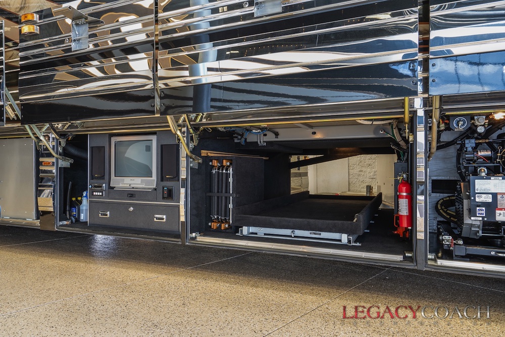 2002 Prevost Marathon XLII For Sale