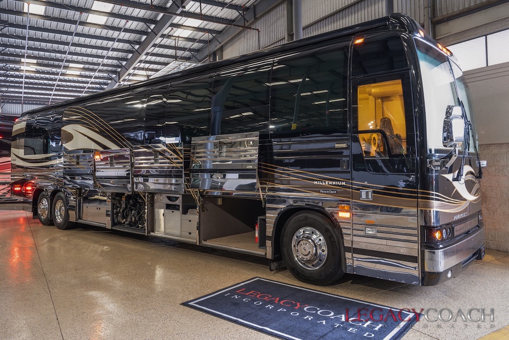 2002 Prevost Millennium XLII For Sale