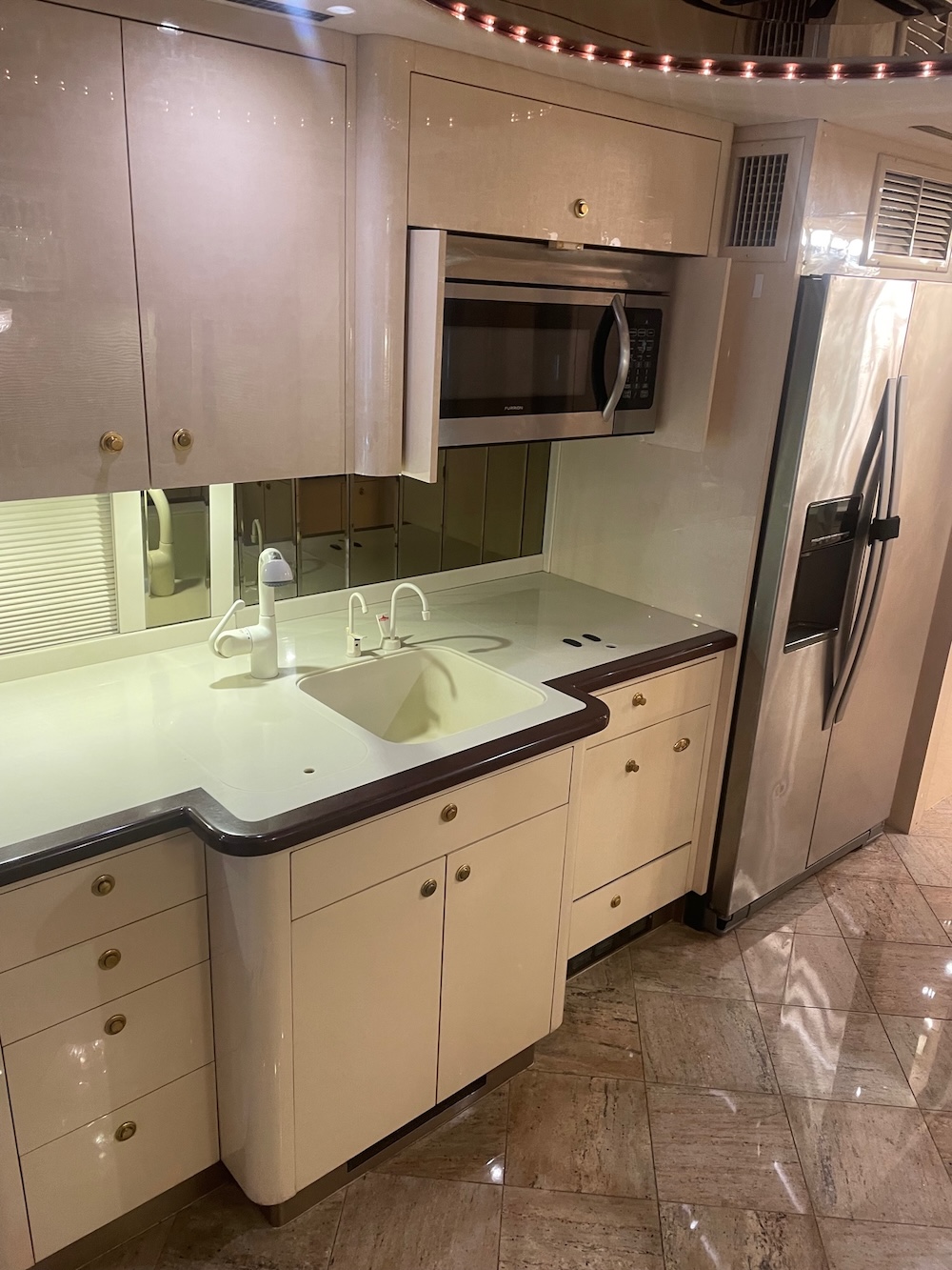 2002 Prevost Parliament XLII For Sale