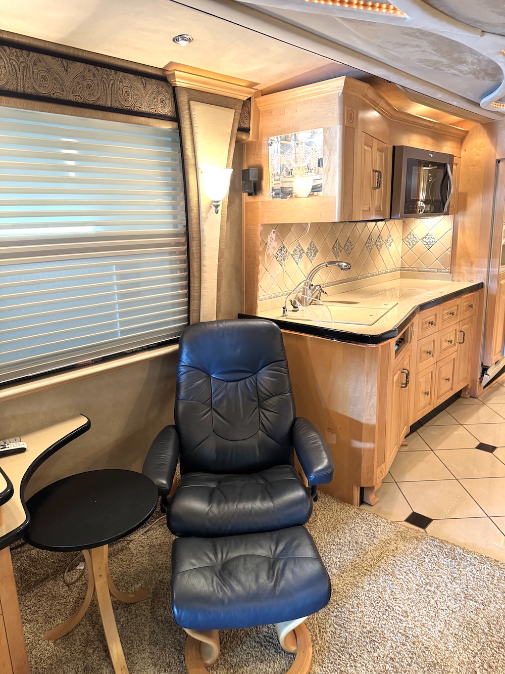 2002 Prevost Royale XLII For Sale