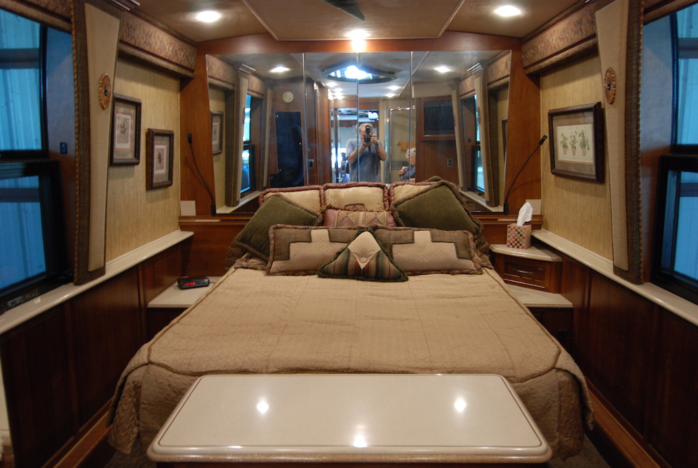 2002 Prevost Royale XLII For Sale