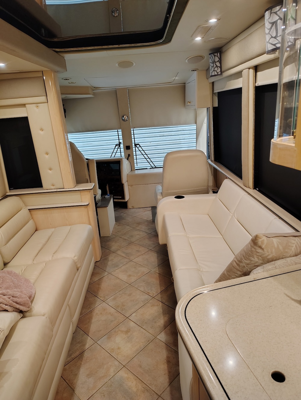 2002 Prevost XLII For Sale