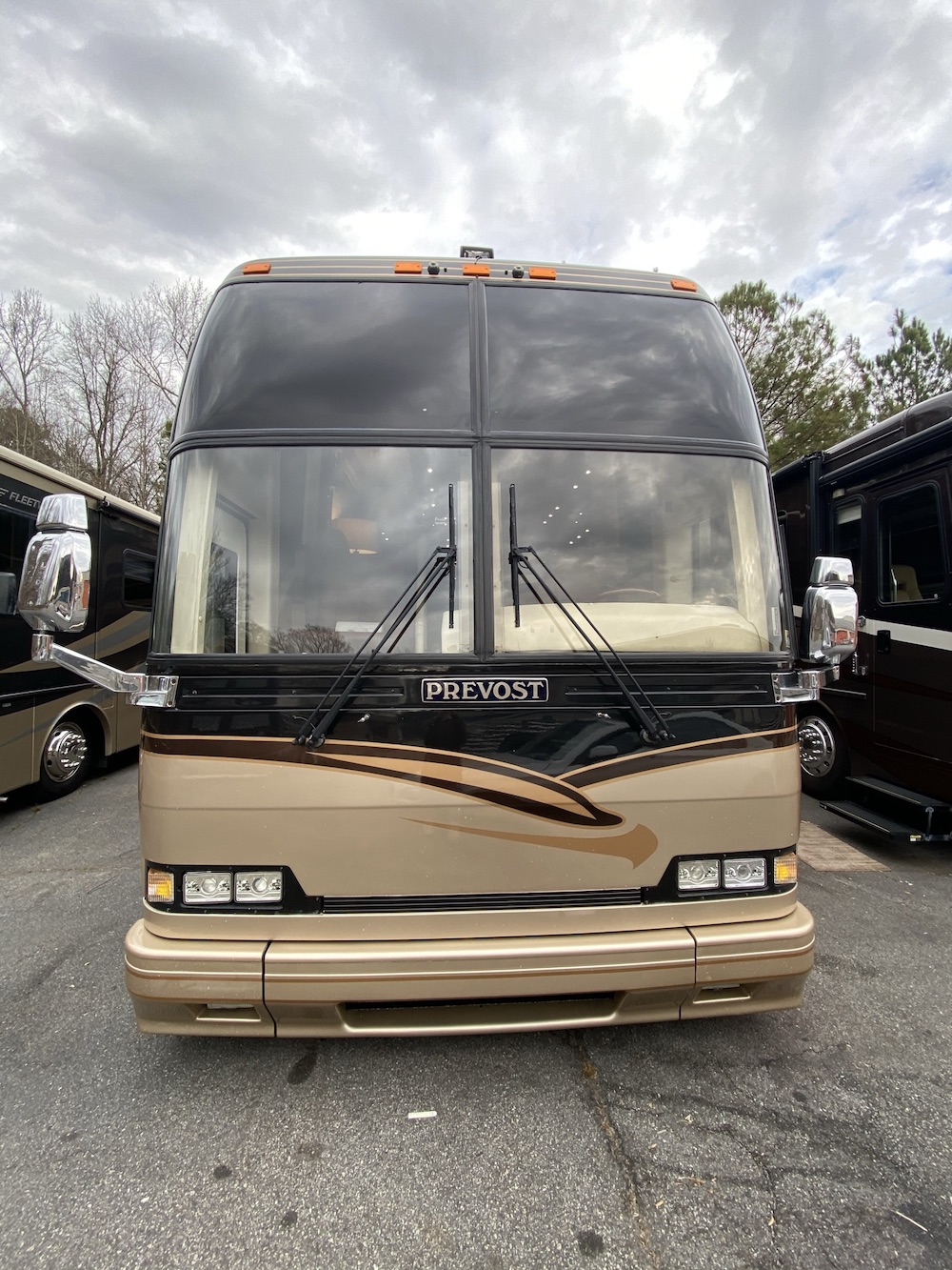 2002 Prevost XTC H3-45 For Sale