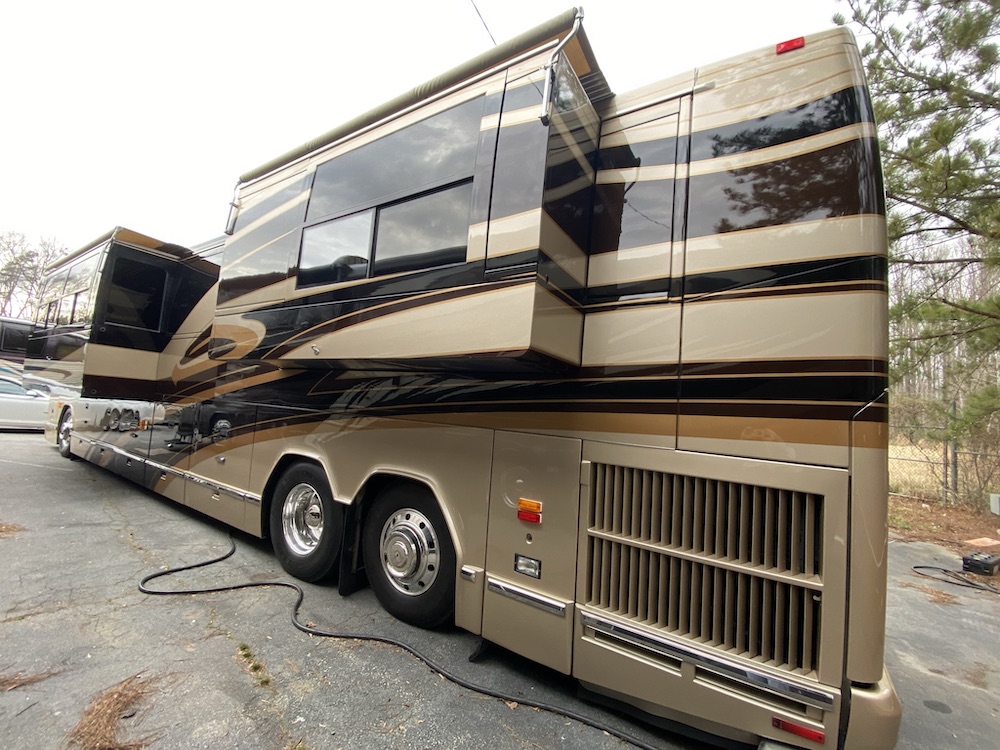 2002 Prevost XTC H3-45 For Sale