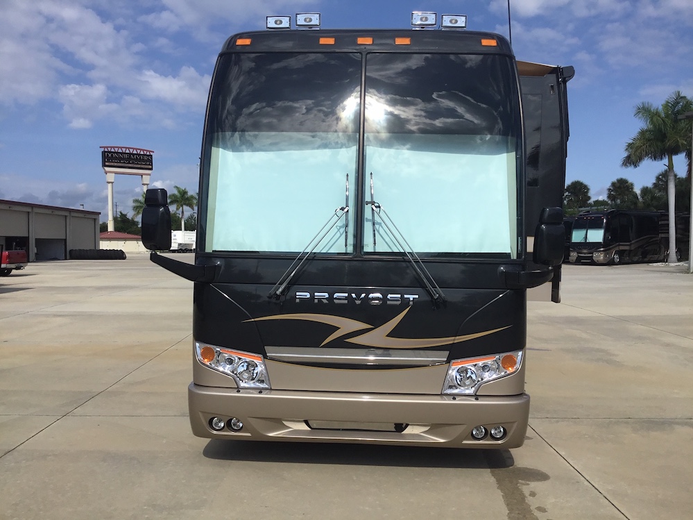 2003 Prevost Featherlite H3-45 For Sale