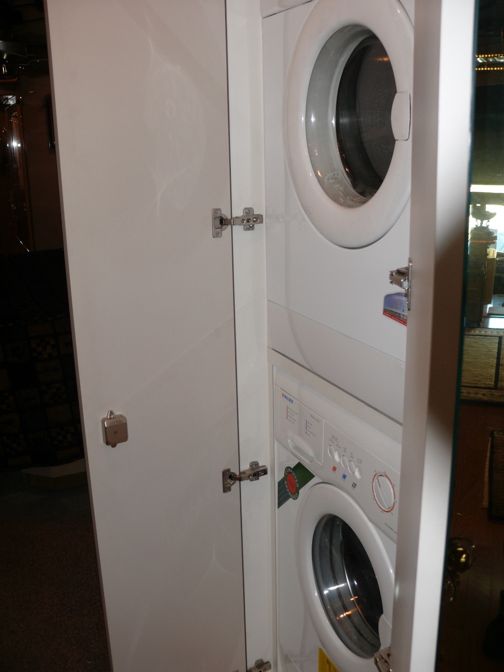 2003 Prevost Featherlite H3-45 For Sale