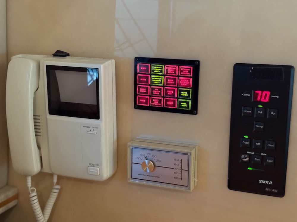 2003 Prevost Featherlite H3-45 For Sale