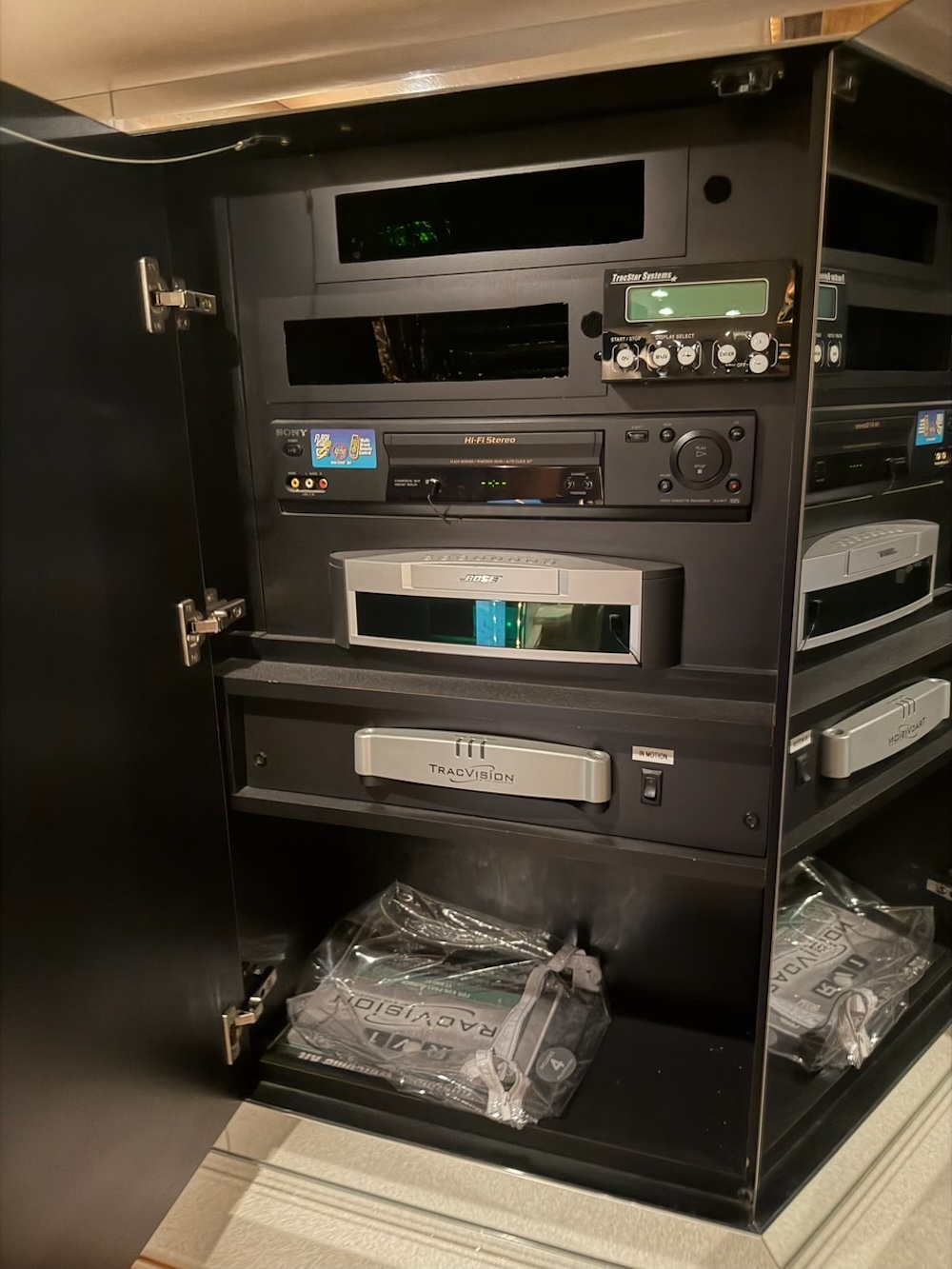 2003 Prevost Featherlite H3-45 For Sale