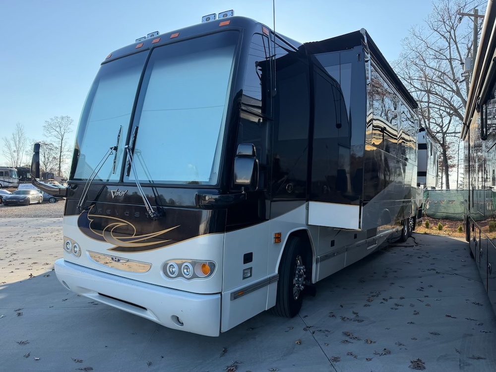 2003 Prevost Featherlite H3-45 For Sale