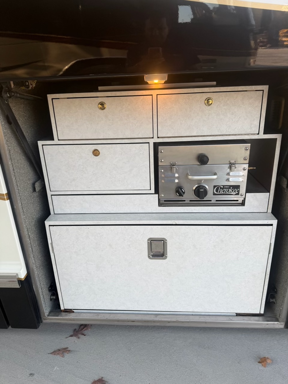 2003 Prevost Featherlite H3-45 For Sale