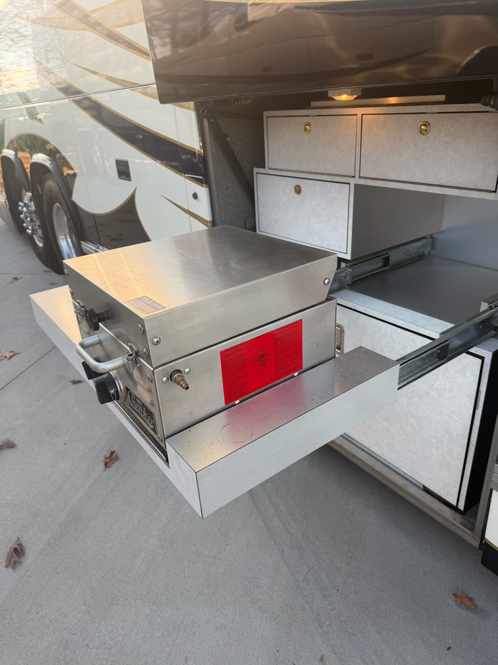 2003 Prevost Featherlite H3-45 For Sale