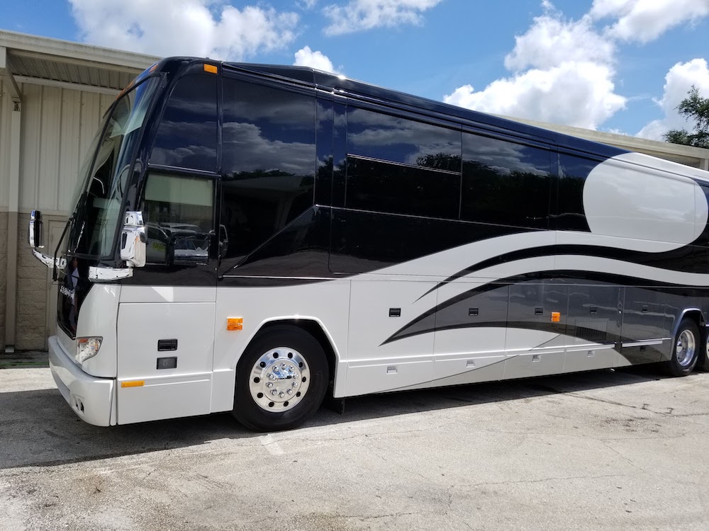 2003 Prevost  H3-45 For Sale