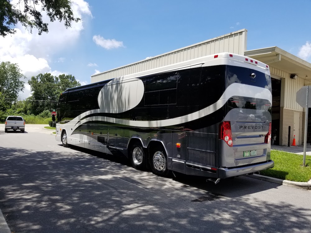 2003 Prevost  H3-45 For Sale