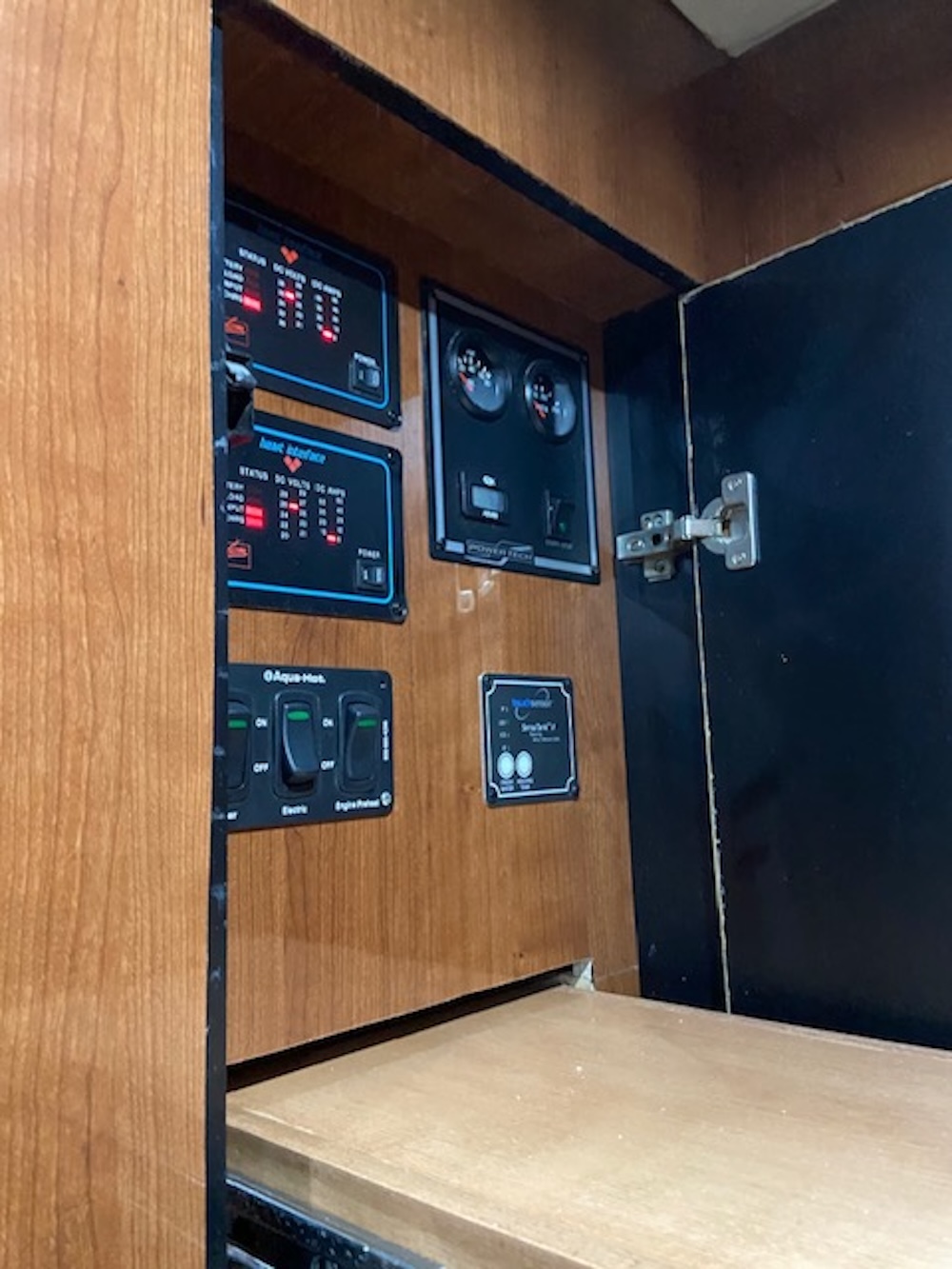 2003 Prevost H3-45 For Sale