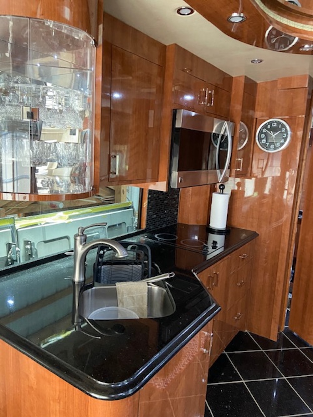 2003 Prevost H3-45 For Sale