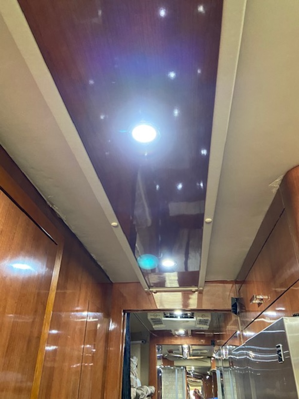 2003 Prevost H3-45 For Sale