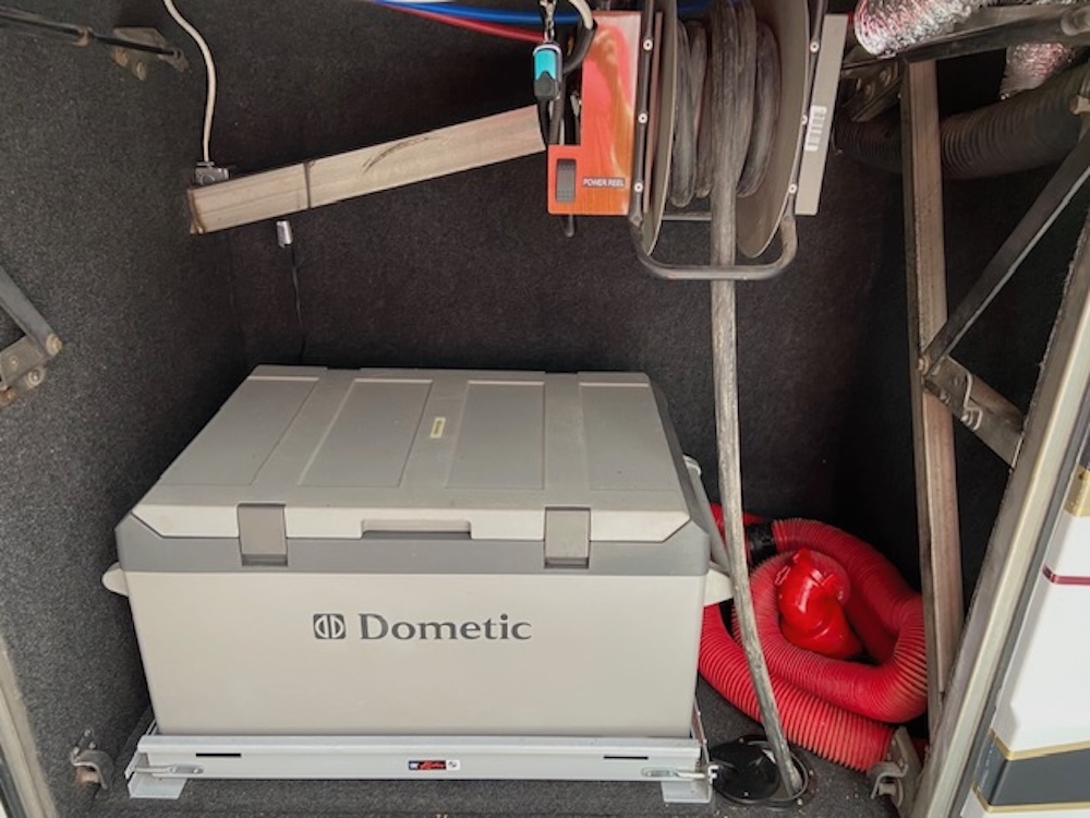 2003 Prevost H3-45 For Sale