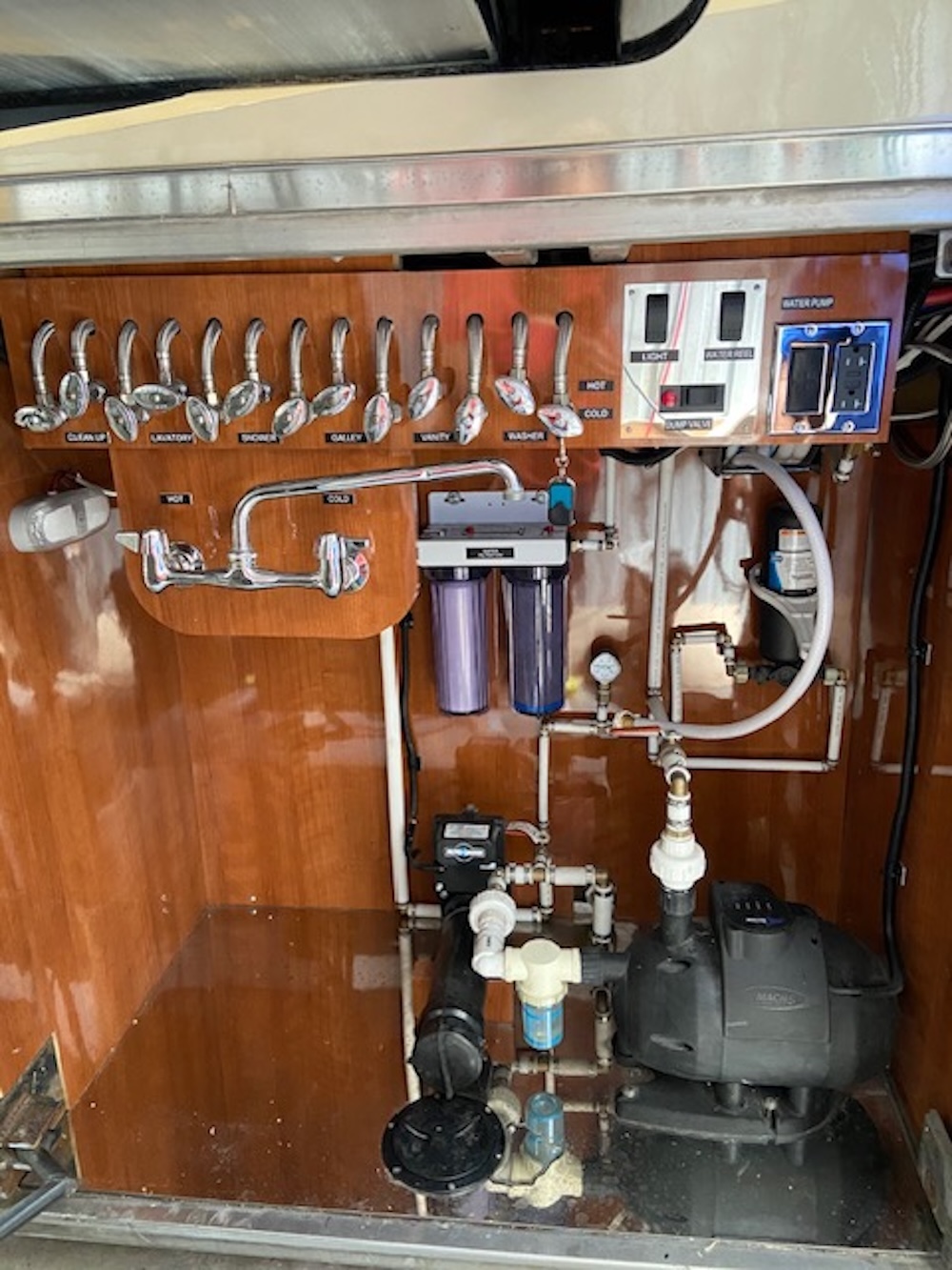 2003 Prevost H3-45 For Sale