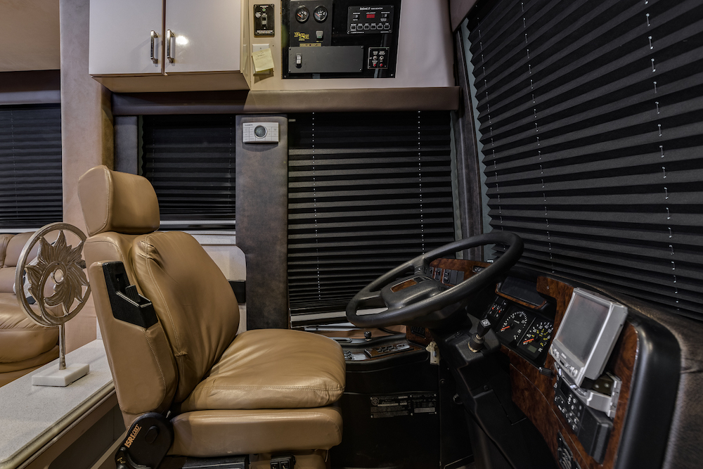 2003 Prevost XLII For Sale
