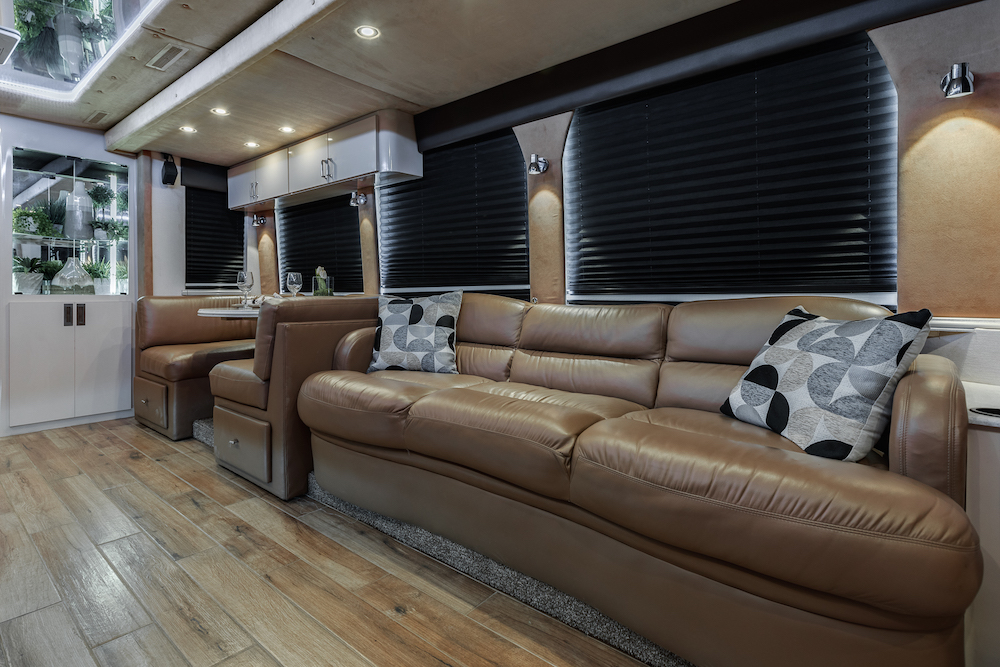 2003 Prevost XLII For Sale