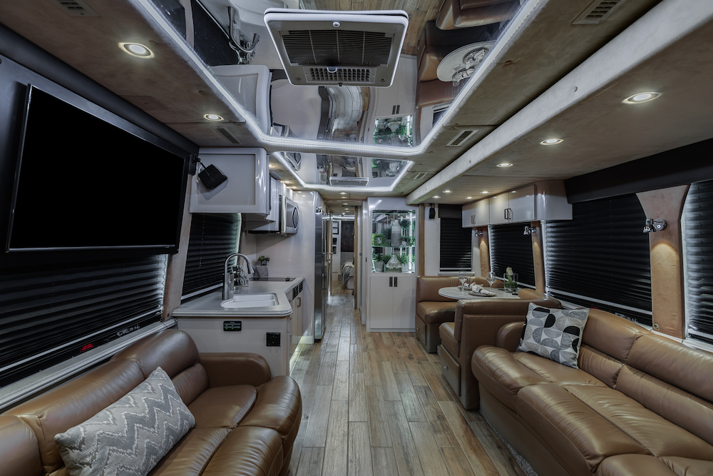 2003 Prevost XLII For Sale
