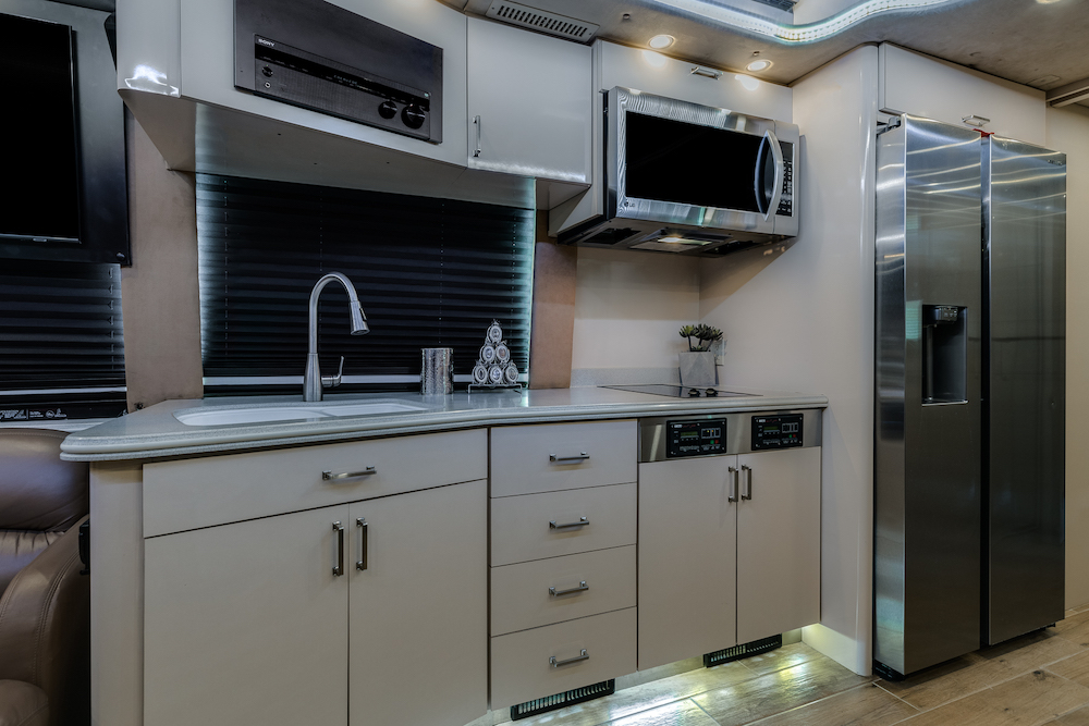 2003 Prevost XLII For Sale