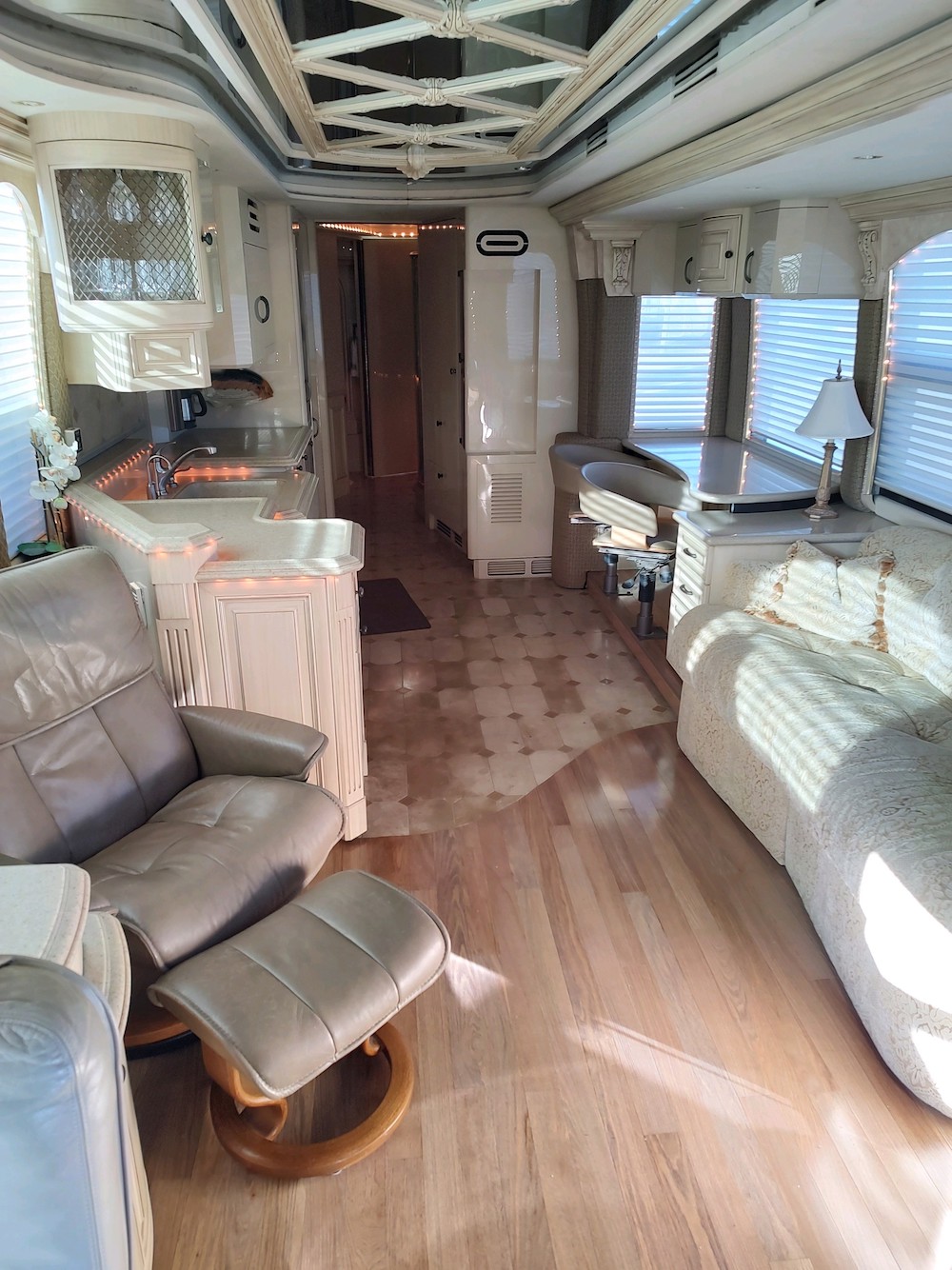 2003 Prevost Liberty XLII For Sale