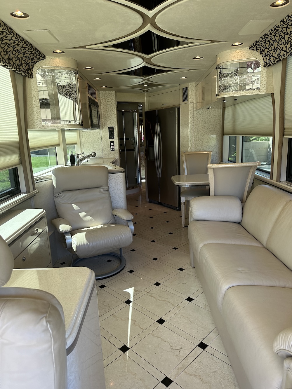 2003 Prevost Marathon XLII For Sale