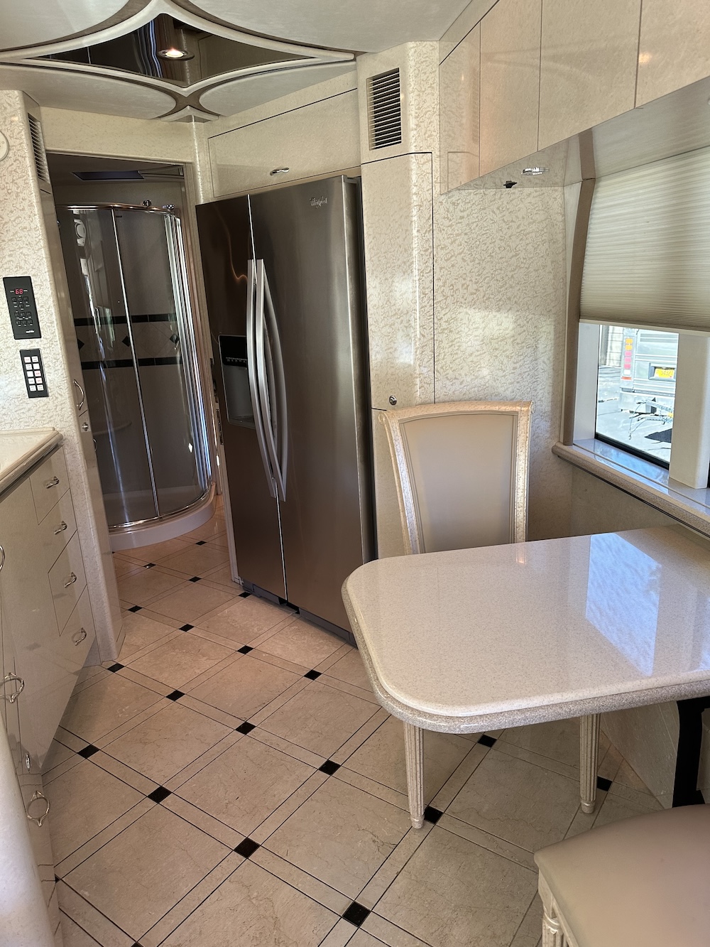 2003 Prevost Marathon XLII For Sale