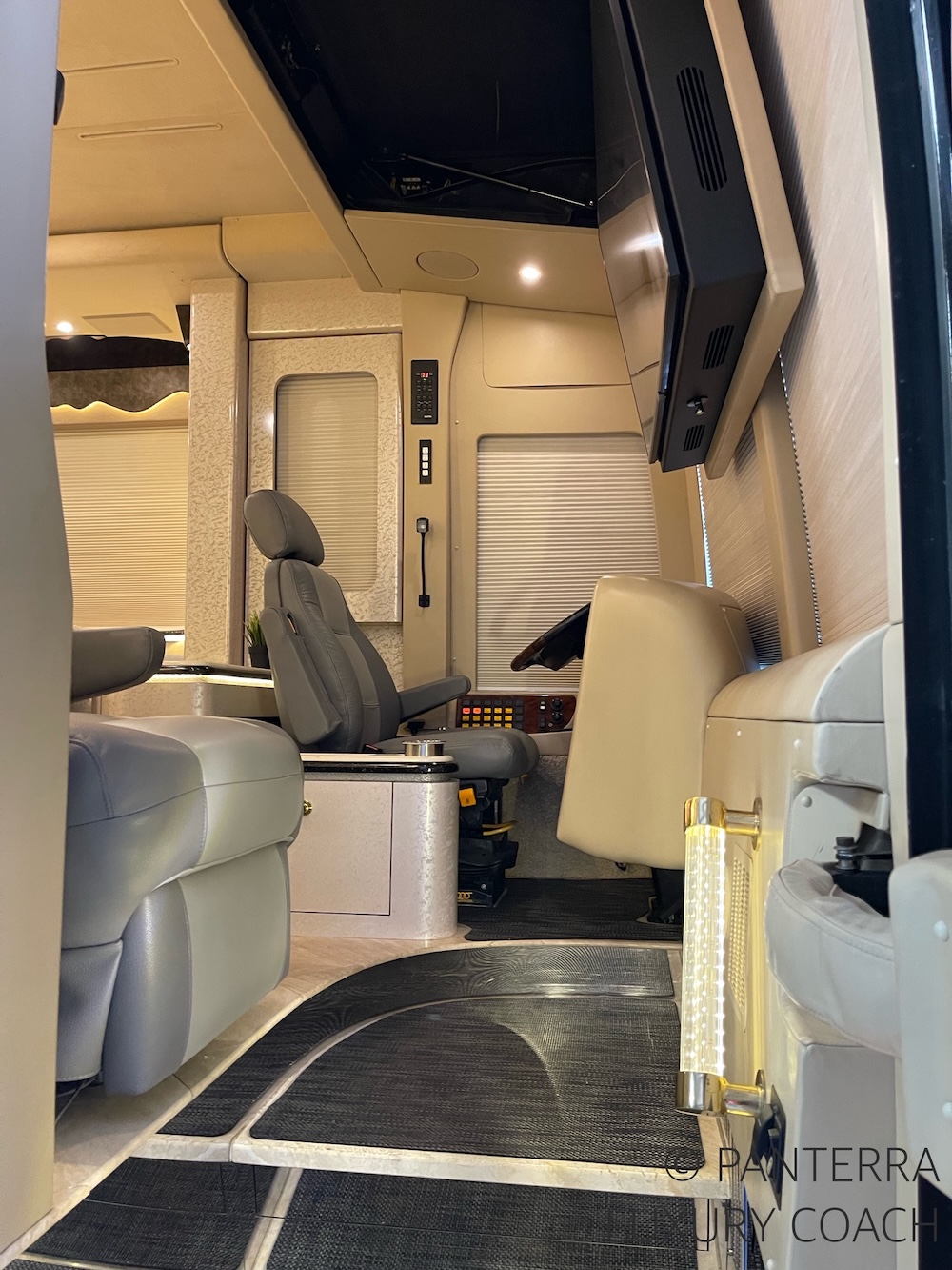 2003 Prevost  Marathon XLII For Sale