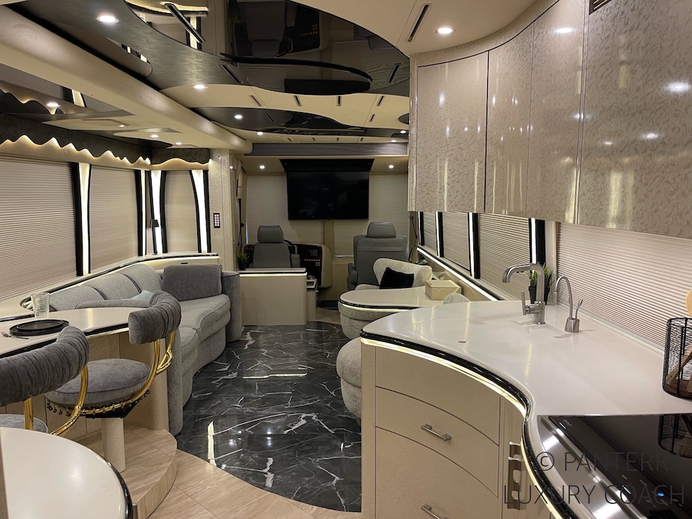 2003 Prevost  Marathon XLII For Sale