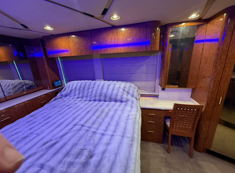 2003 Prevost Marathon XLII For Sale