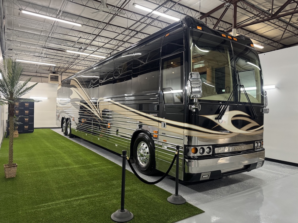 2003 Prevost Millennium XLII For Sale