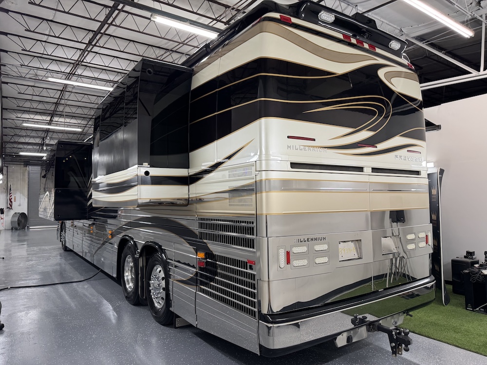 2003 Prevost Millennium XLII For Sale