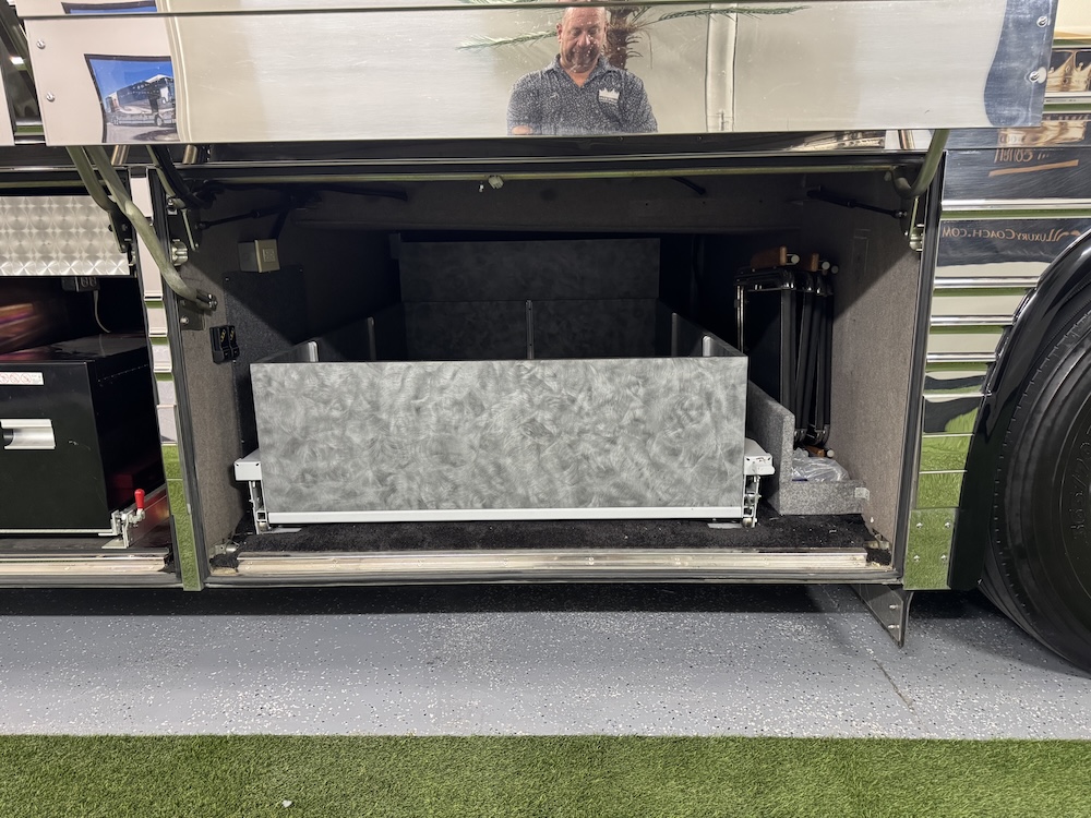 2003 Prevost Millennium XLII For Sale