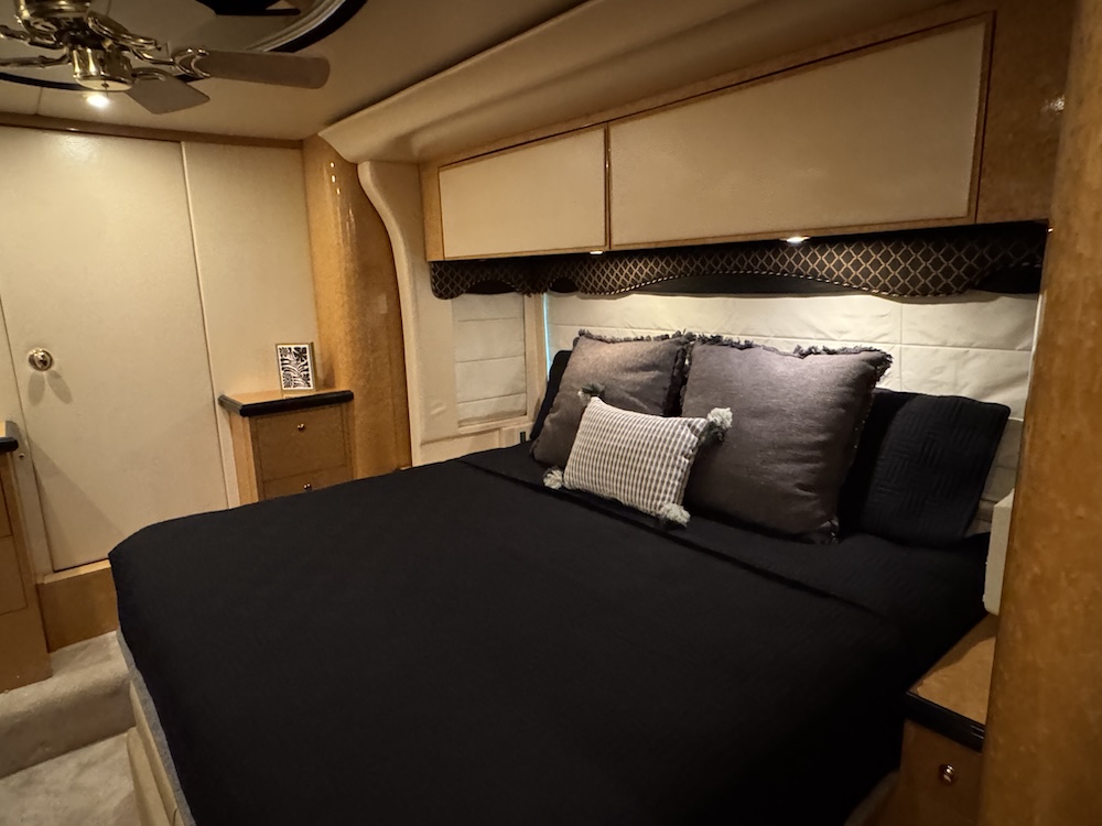 2003 Prevost Millennium XLII For Sale