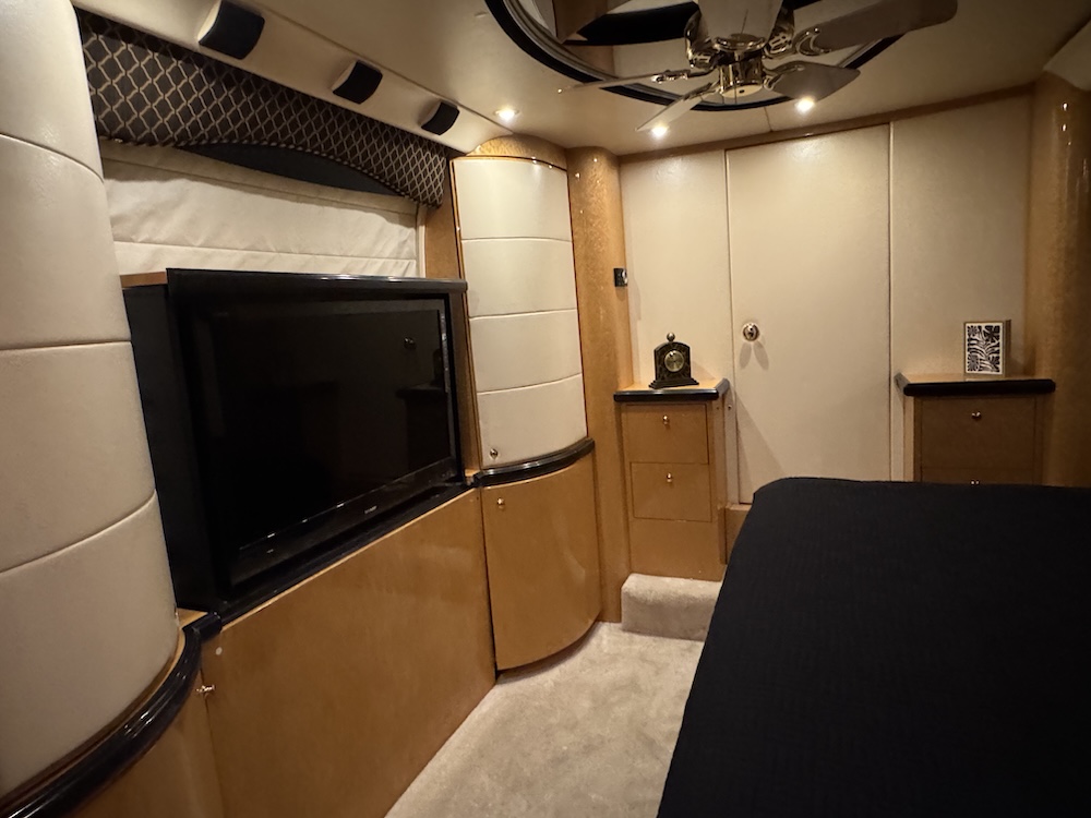 2003 Prevost Millennium XLII For Sale
