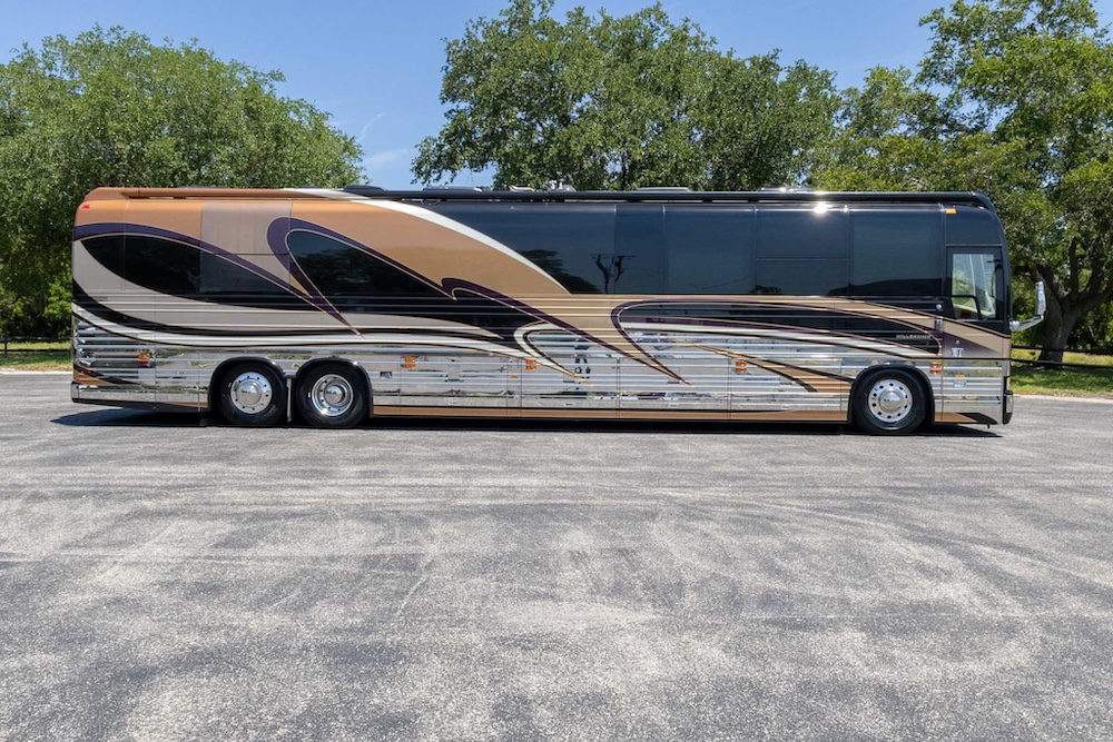 2003 Prevost Millennium XLII For Sale