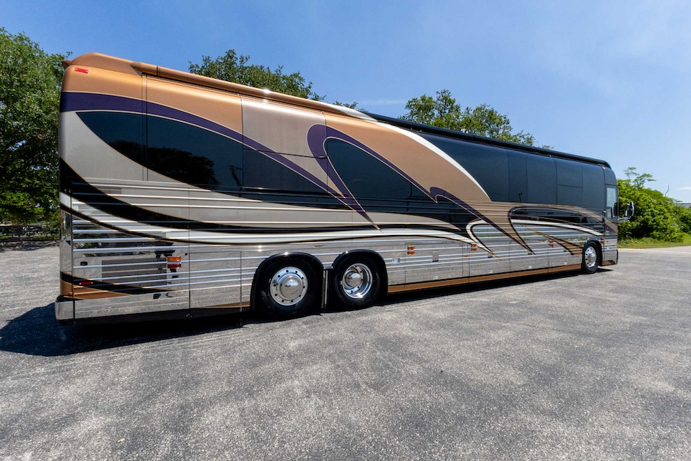 2003 Prevost Millennium XLII For Sale