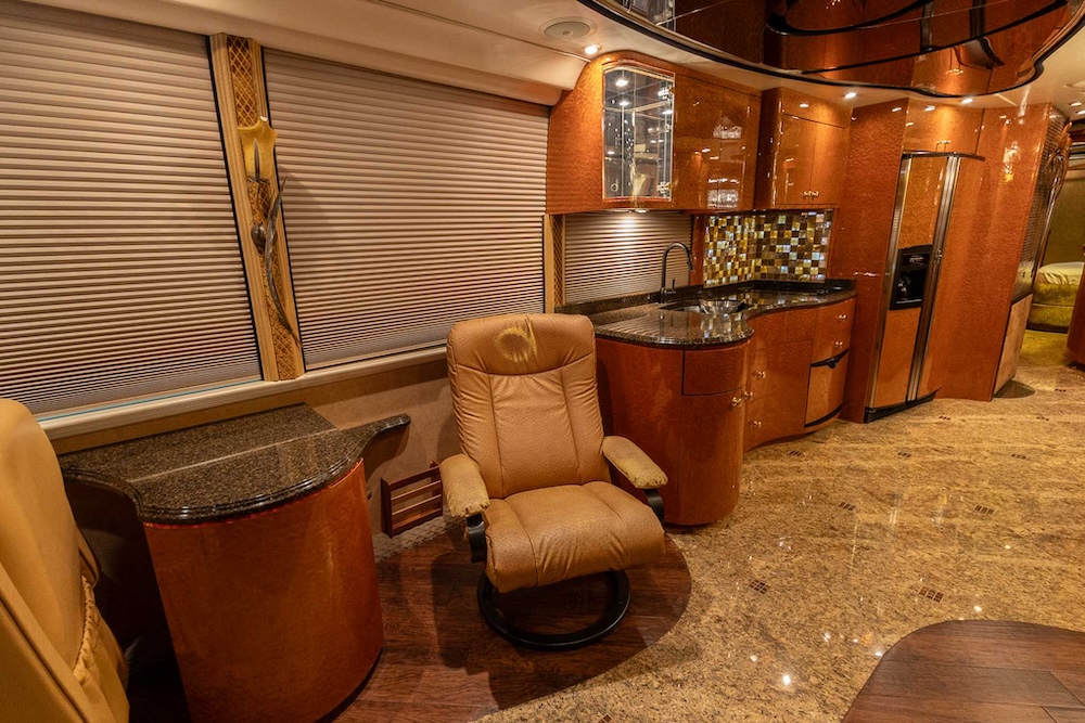 2003 Prevost Millennium XLII For Sale