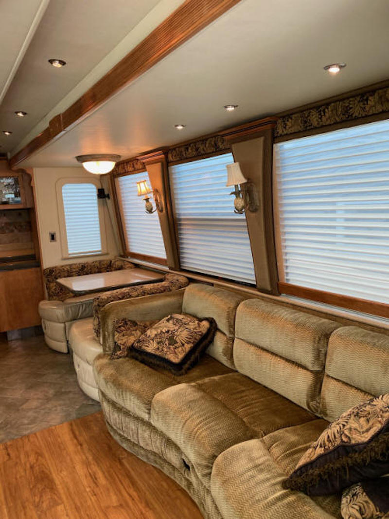 2003 Prevost Royale XLII For Sale