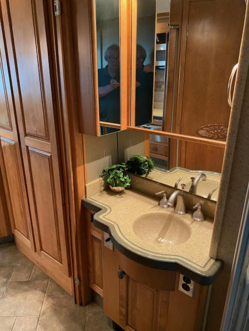 2003 Prevost Royale XLII For Sale