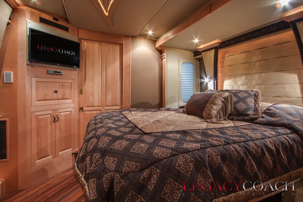 2003 Prevost Royale XLII For Sale