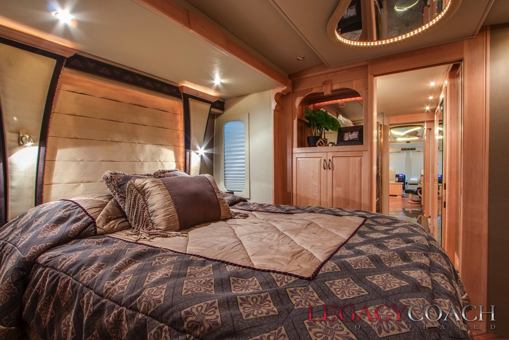 2003 Prevost Royale XLII For Sale